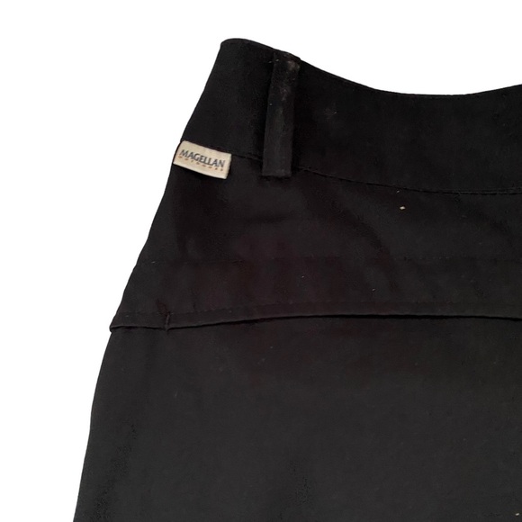 {Magellan} Black Chinos Shorts with pockets and belt loops - Picture 8 of 9
